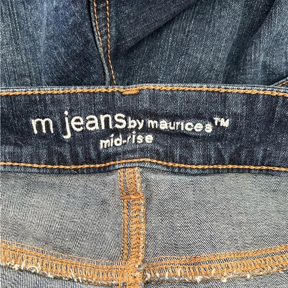 Maurices Button Fly Mid Rise Jean Shorts - Picture 3 of 5